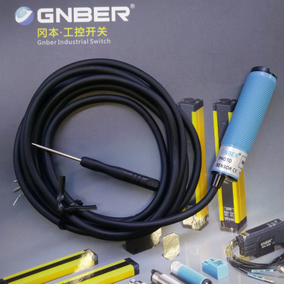 冈本原装 RMF-DU40P M18 PNP常开 防水红外漫反射光电开关传感器