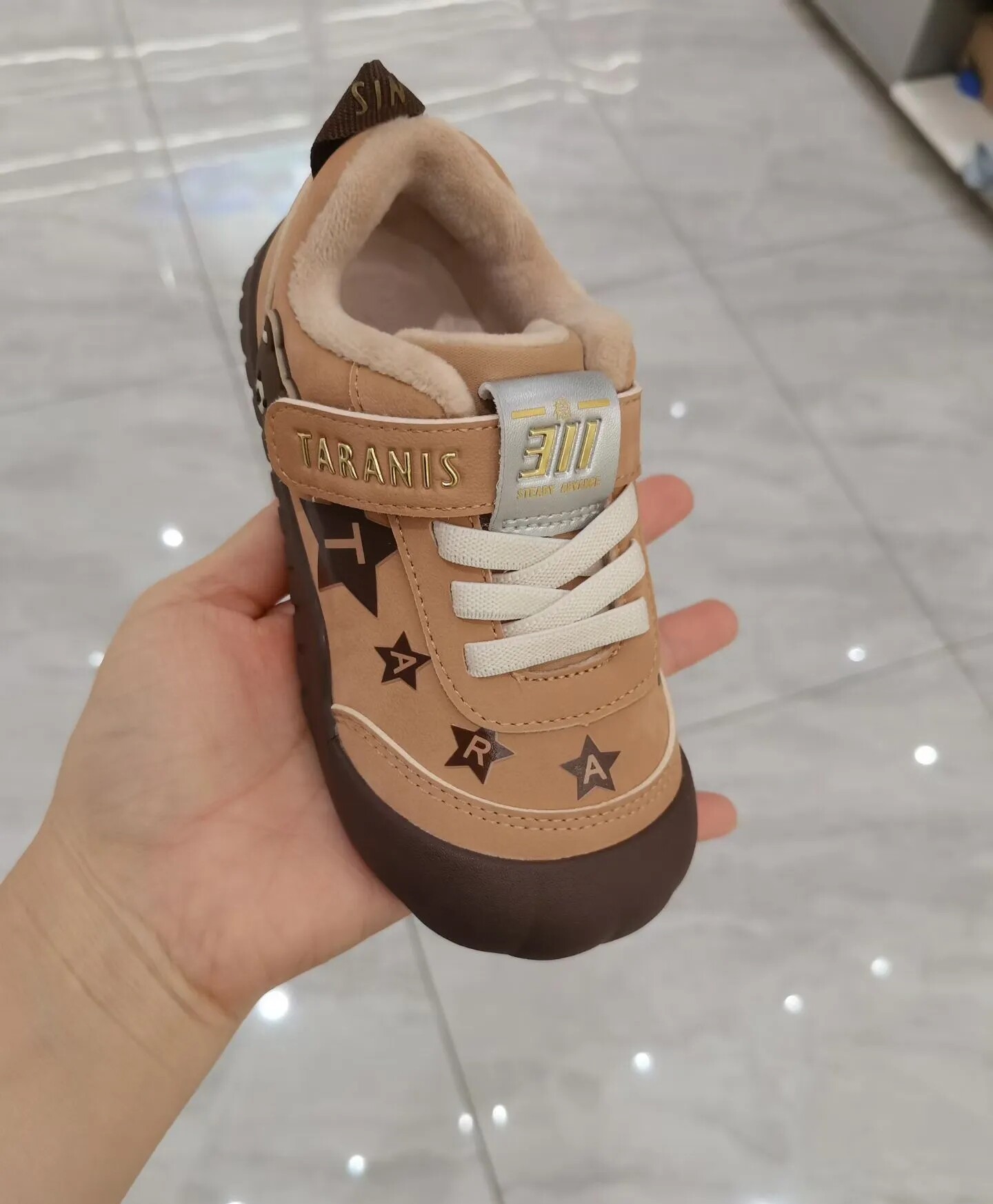 泰兰尼斯童鞋冬季新款311幼儿园室内鞋女孩加绒保暖男童鞋子板鞋