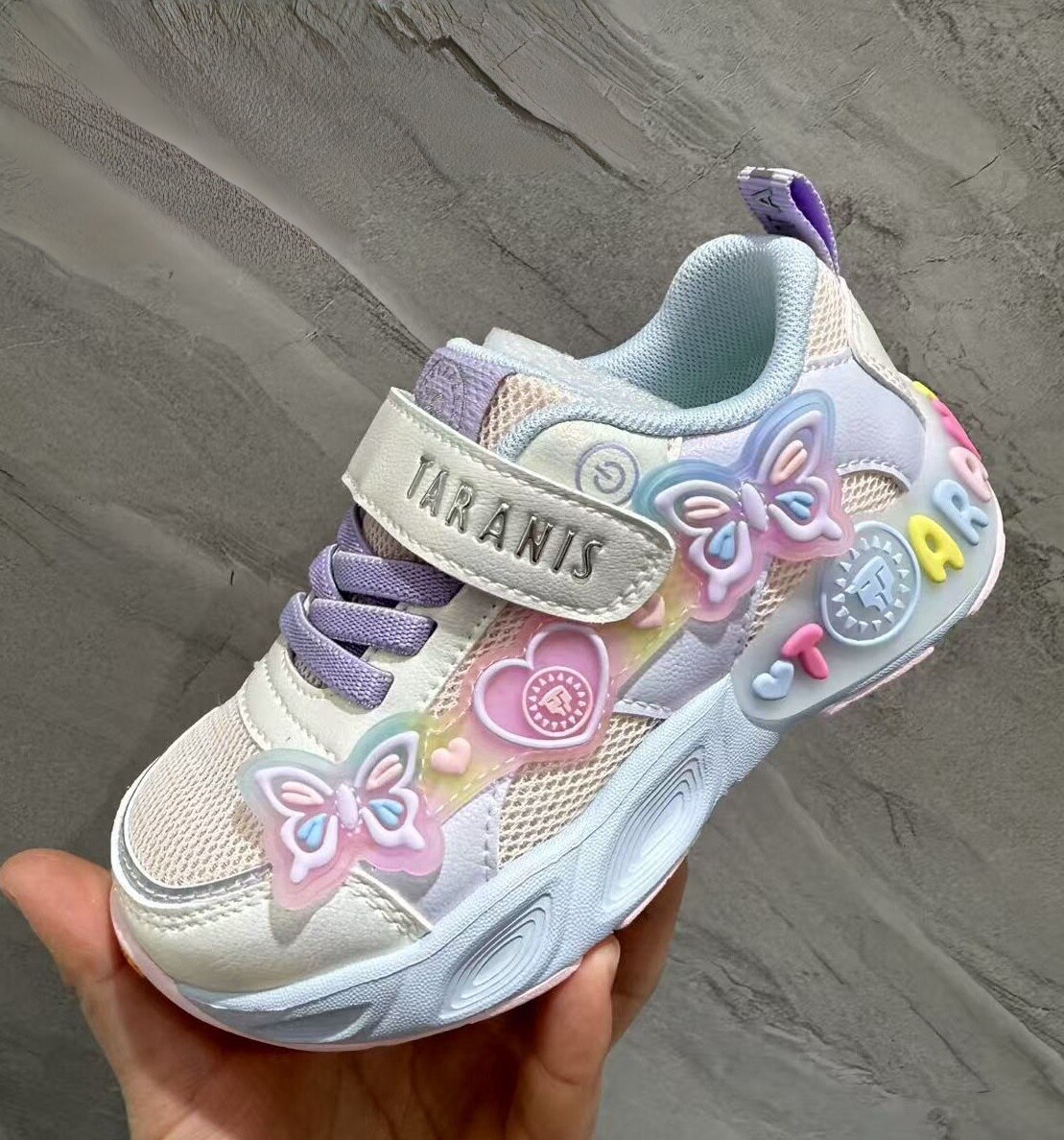 泰兰尼斯26春新款儿童运动鞋轻便小熊闪灯鞋减震防滑男童鞋女童鞋