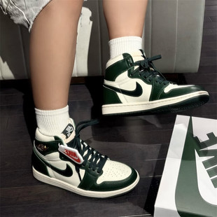 NIKE耐克女鞋AirJordan1Retro High OG运动训练篮球鞋FD2596-101