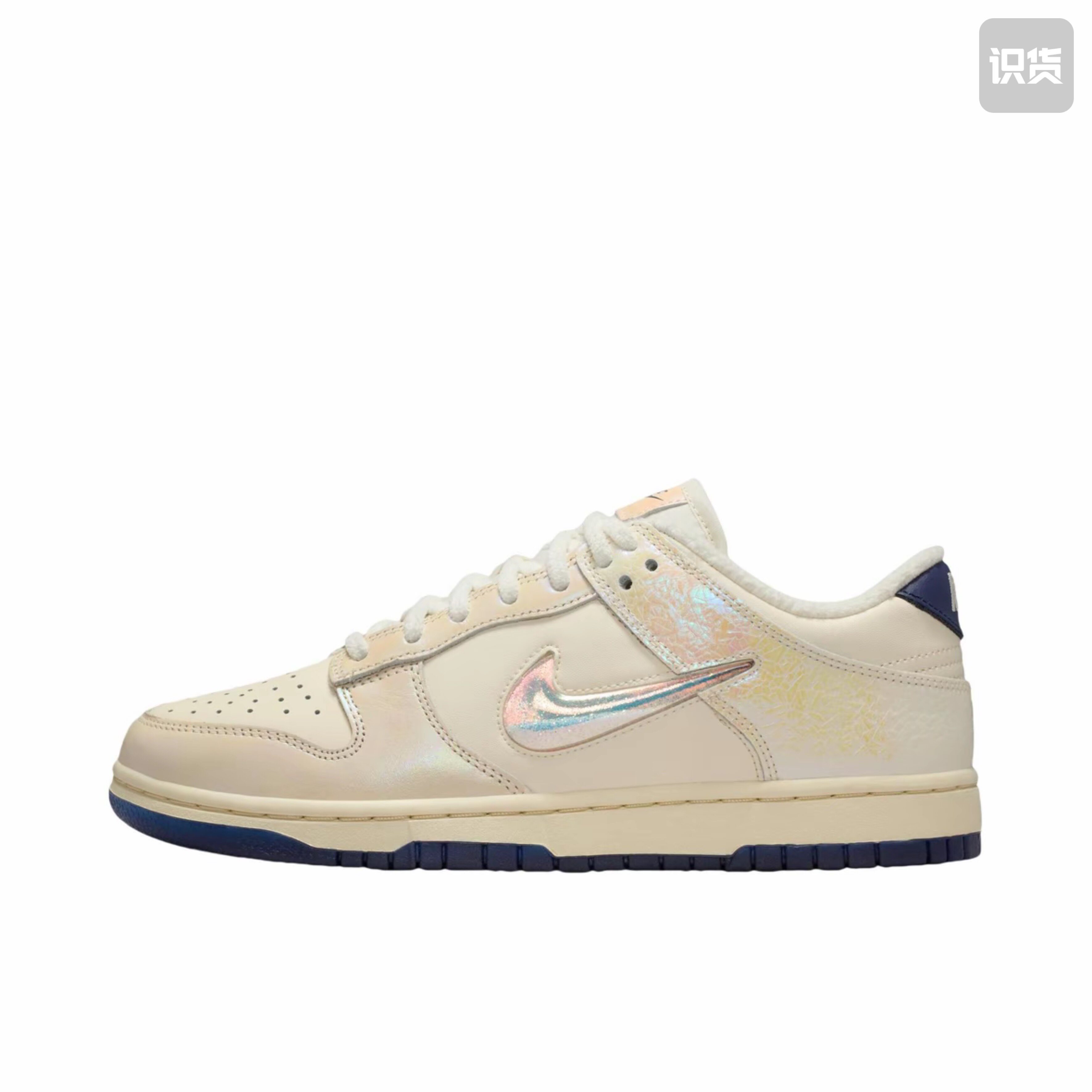 Nike Dunk 断码板鞋 经典复古百搭 女款/珍珠白 浙江ZT仓