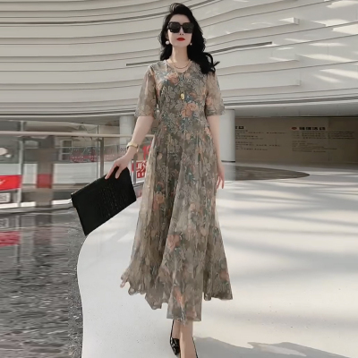 中年妈妈夏装弹力连衣裙洋气40-50岁中老年大码女装夏天碎花裙子