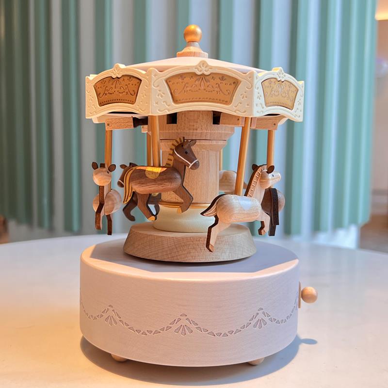 台湾jeancard上下木马音乐盒旋转八音盒圣诞节礼物生日创意朋友木