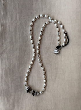 EPISSAGE黑尖晶石珍珠项链
