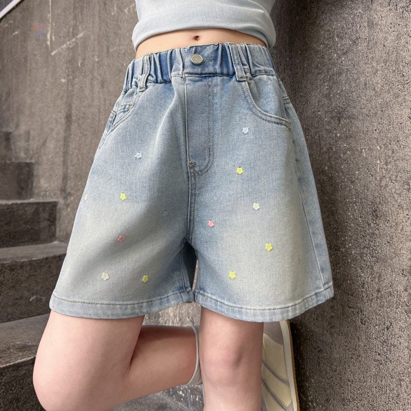女童夏季韩版洋气绣花牛仔短裤中大童2025夏新款设计感时髦直
