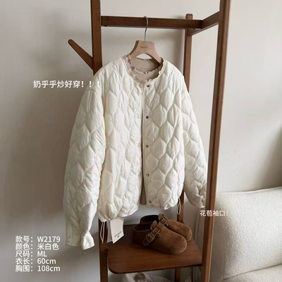 小文姐 W2179-花边拼接棉服下摆收紧韩系宽松休闲上衣女款短外套