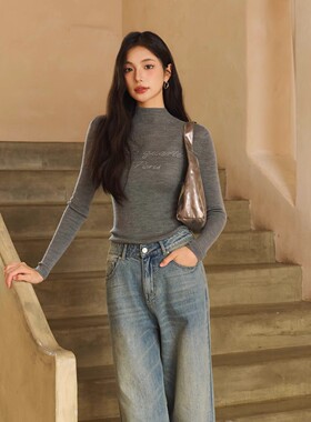 Three Quarters 灰色全羊毛烫钻无缝一体时尚休闲毛衣内搭女秋冬