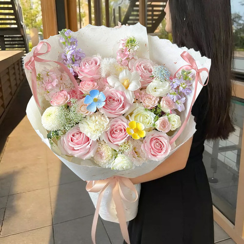 浪漫温柔混搭花束生日鲜花闪送