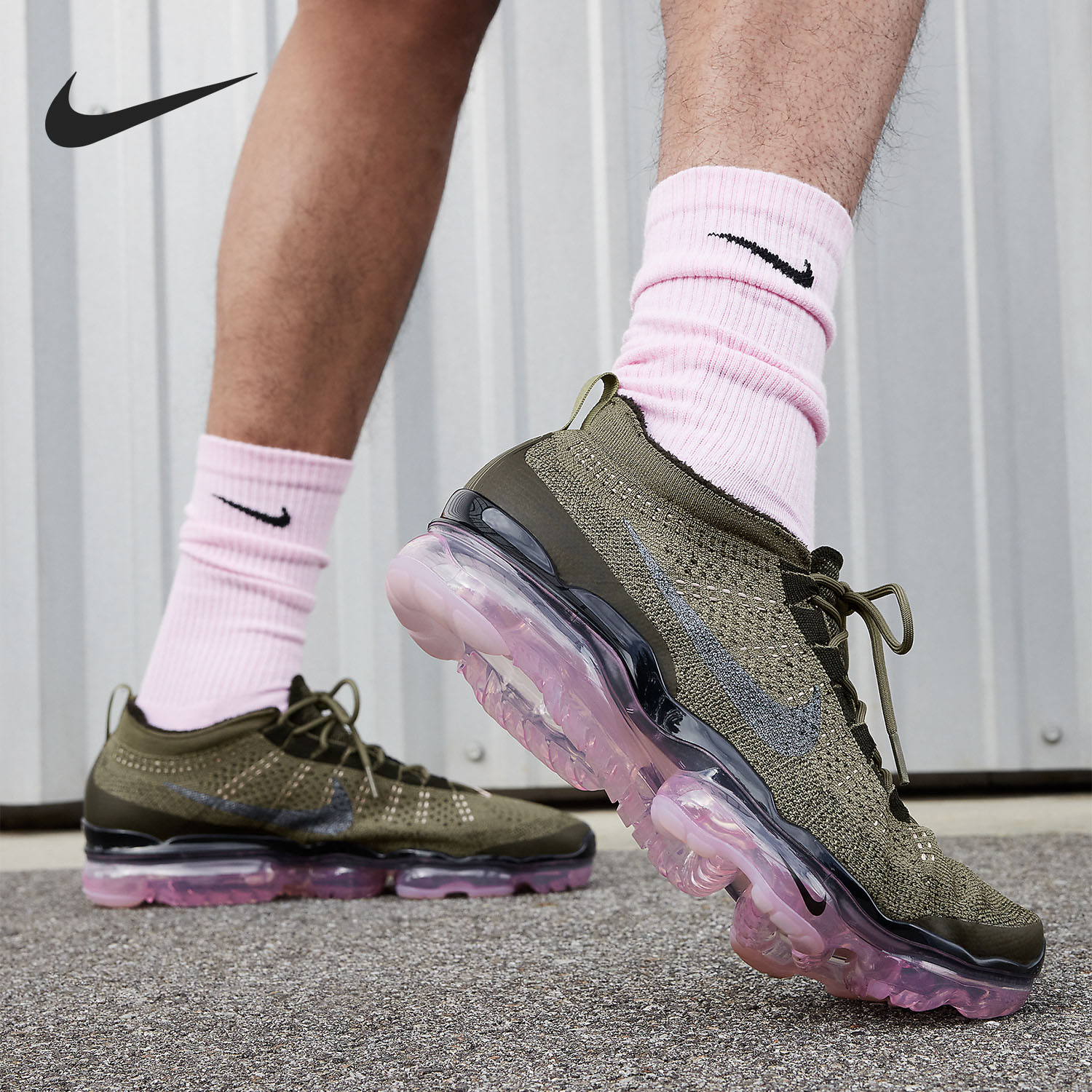 耐克男士缓震休闲舒适透气运动鞋