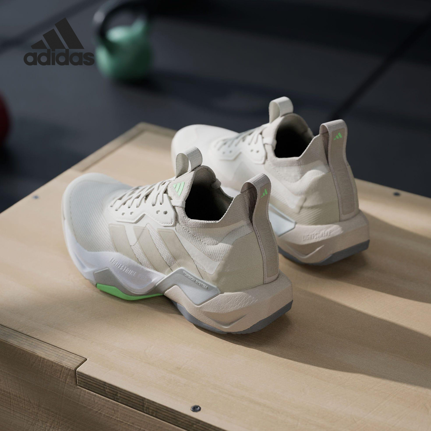 Adidas/阿迪达斯正品RAPIDMOVE女士网眼布运动训练鞋JS3171