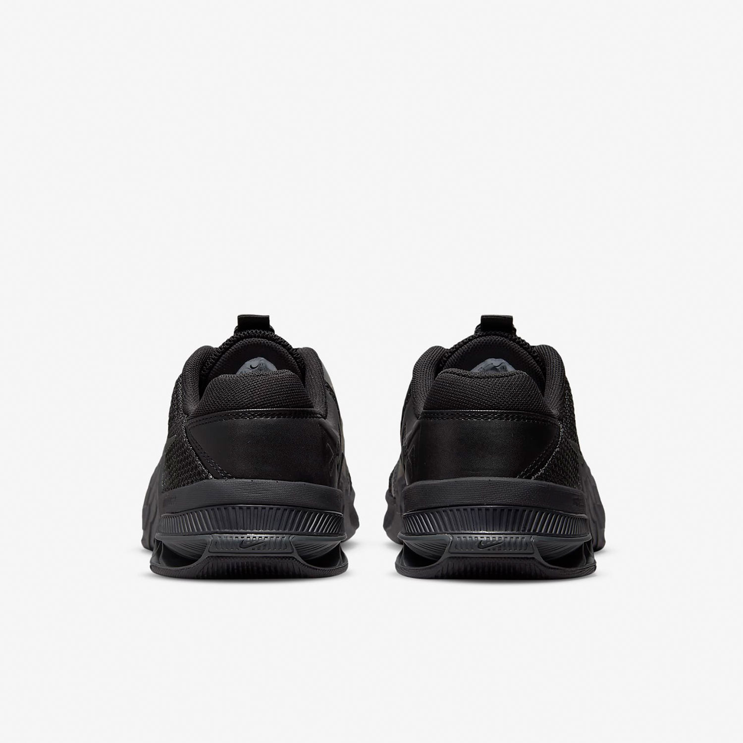 耐克男女低帮运动训练鞋