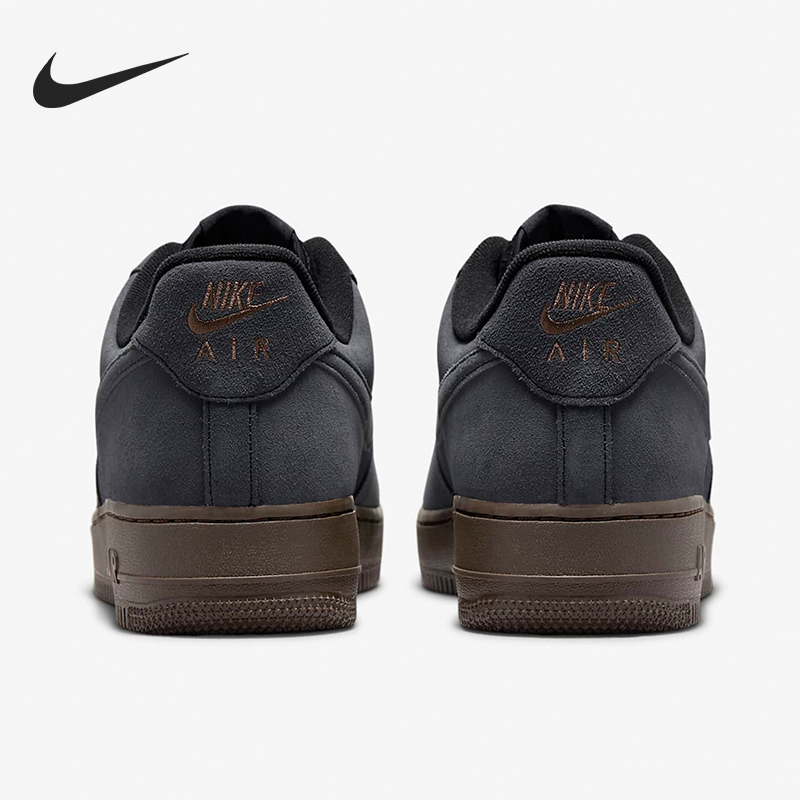 耐克女士耐磨低帮运动板鞋