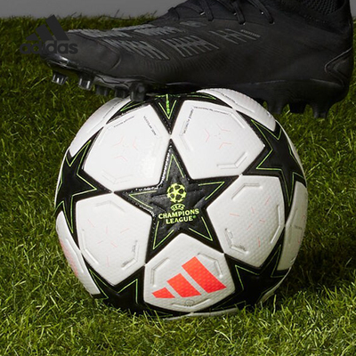 阿迪达斯男女同款时尚足球5号球