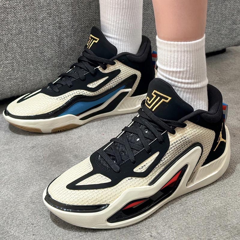 Nike/耐克正品JORDAN 男子运动透气耐磨专业篮球鞋DX5574-180