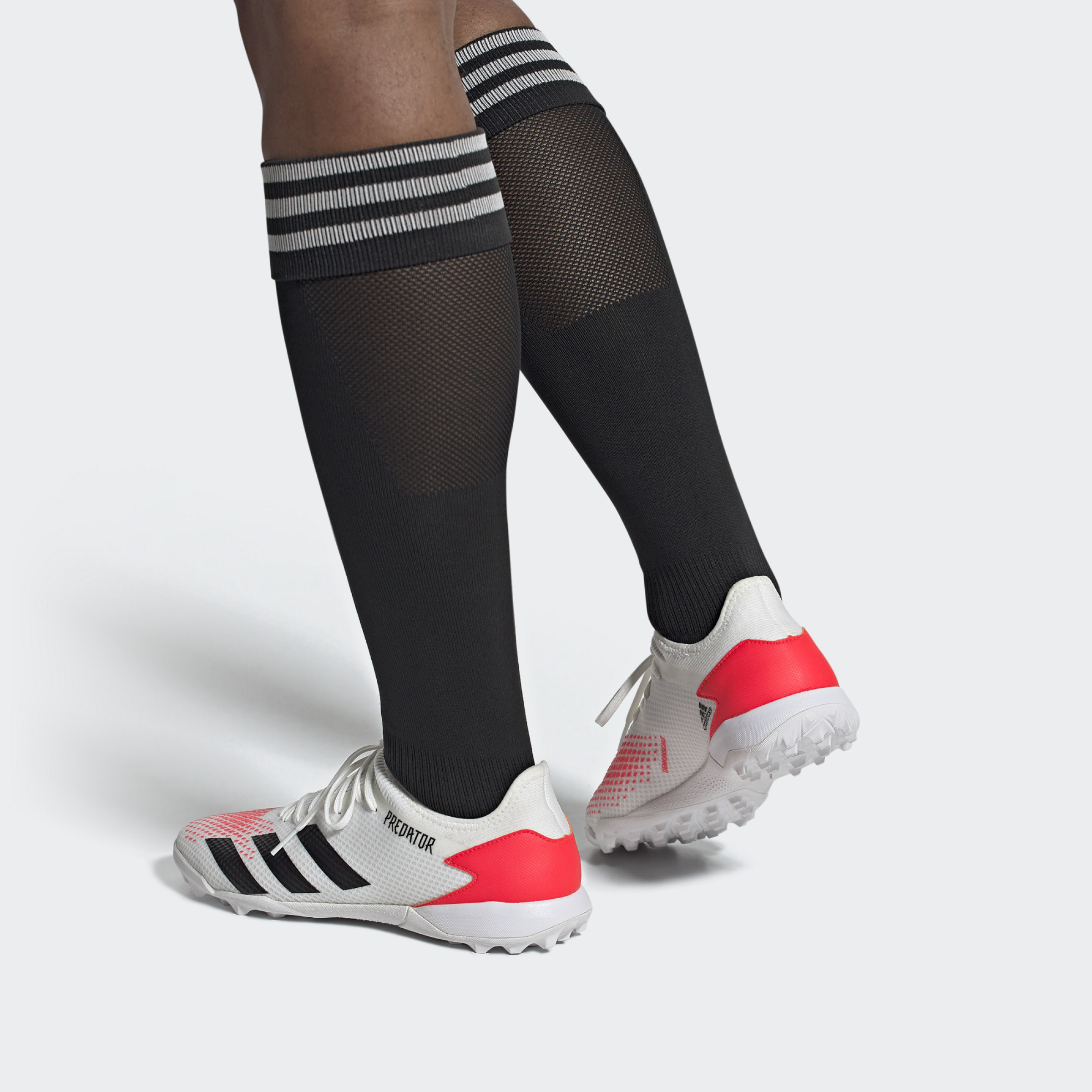 Adidas/阿迪达斯正品新款猎鹰20.3 碎钉男子足球鞋 EF1997