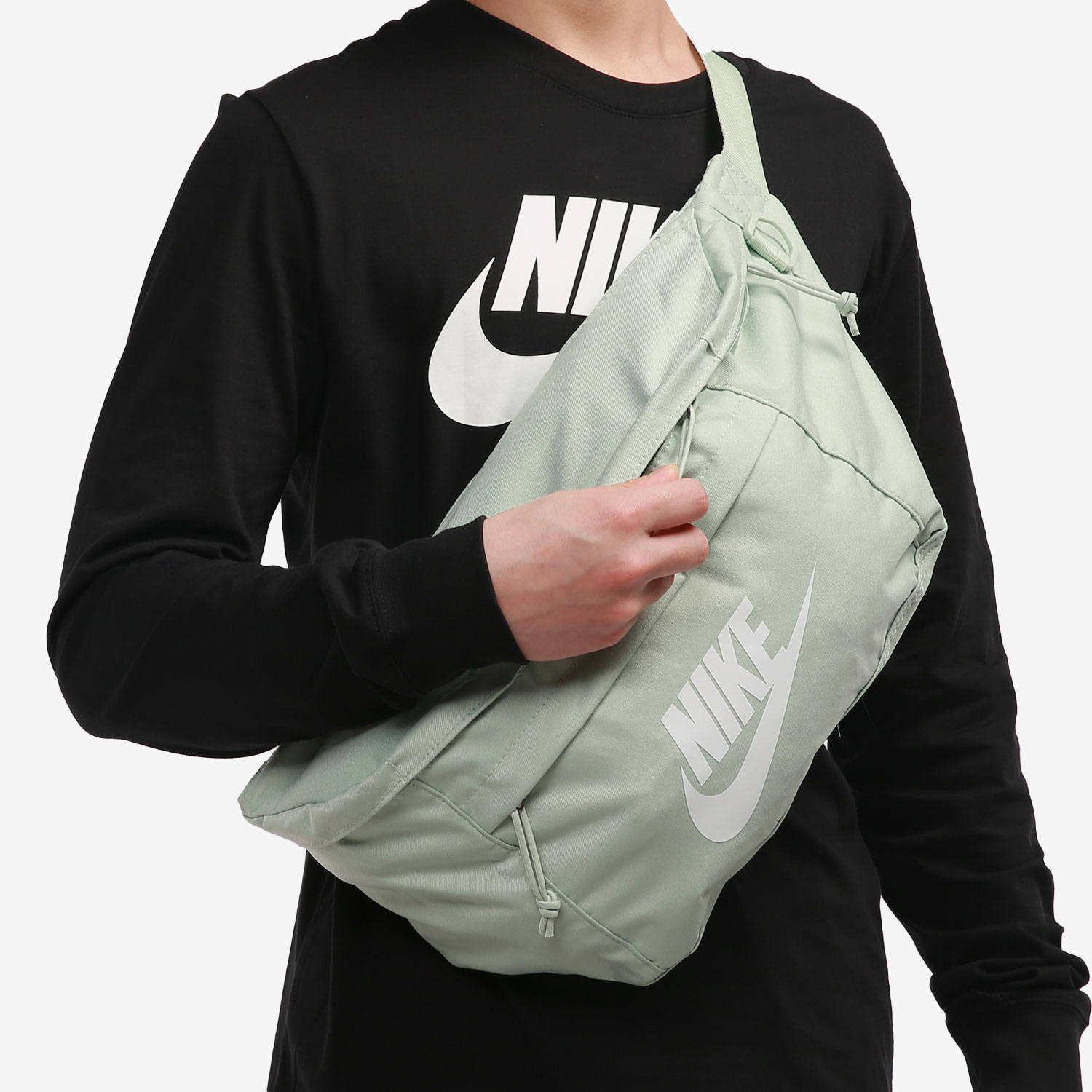 Nike/耐克正品男女同款大LOGO情侣款单肩斜挎包胸包多功能运动包