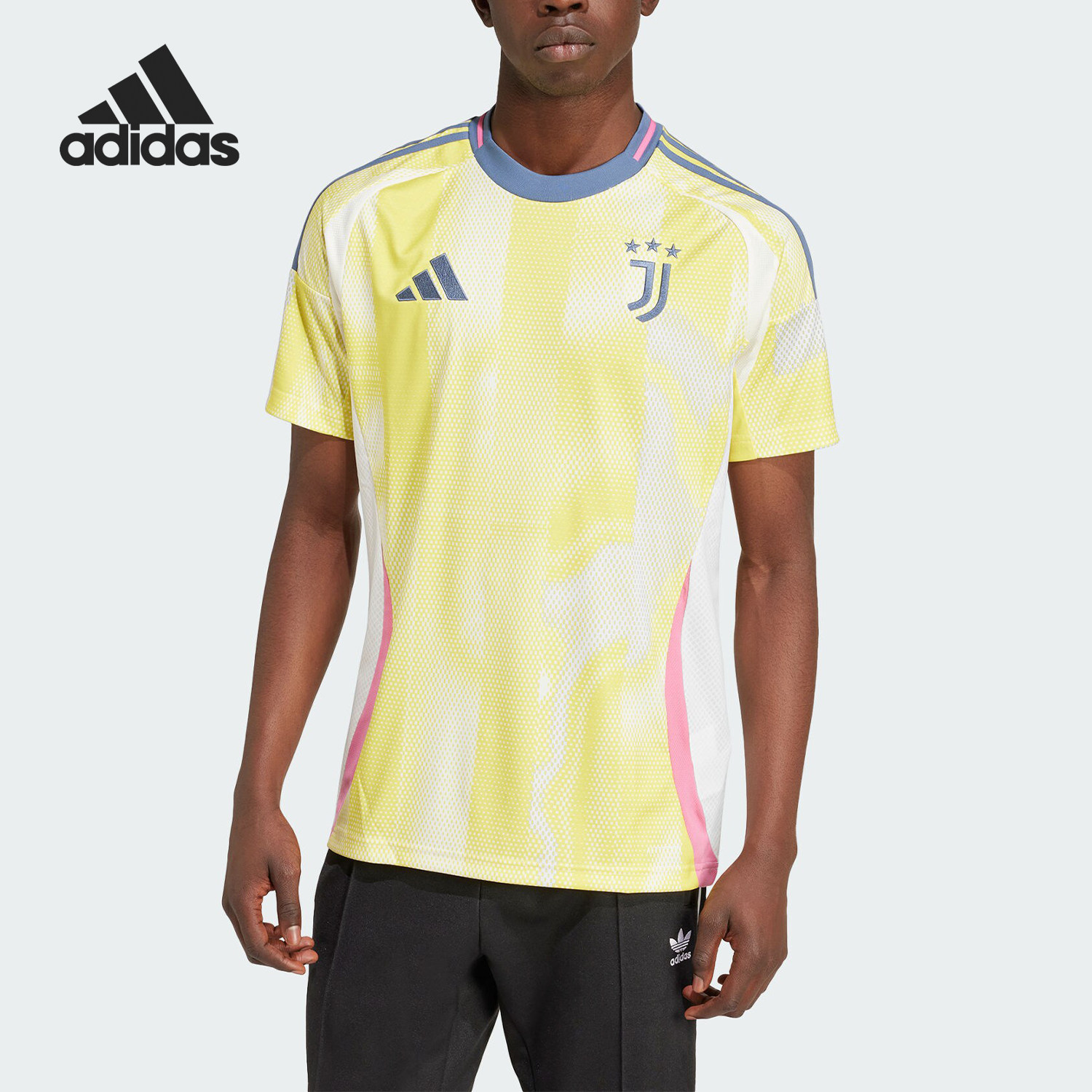 阿迪达斯男士透气短袖T恤