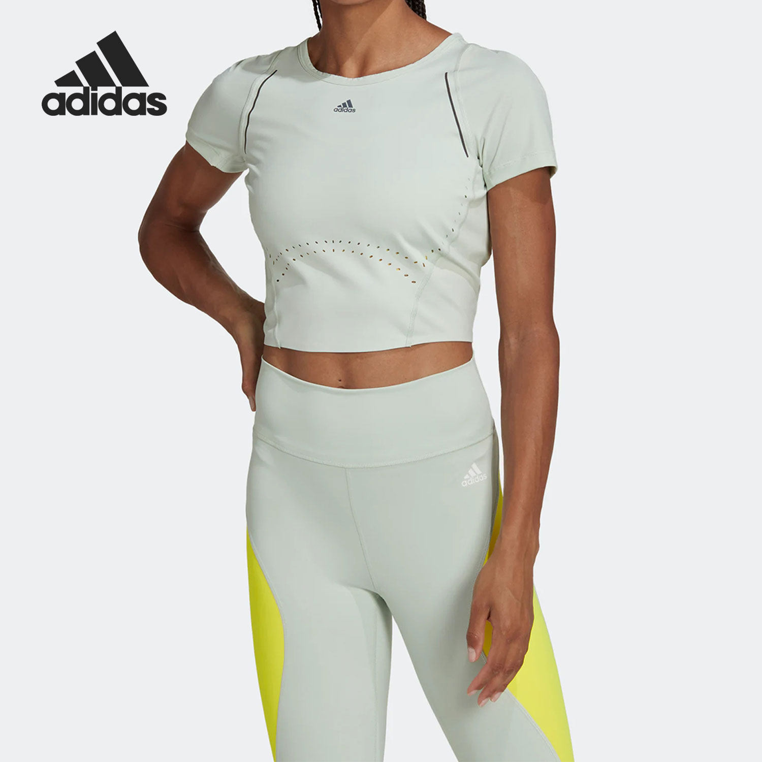Adidas/阿迪达斯正品新款时尚女子运动训练高腰短款T恤HM8097