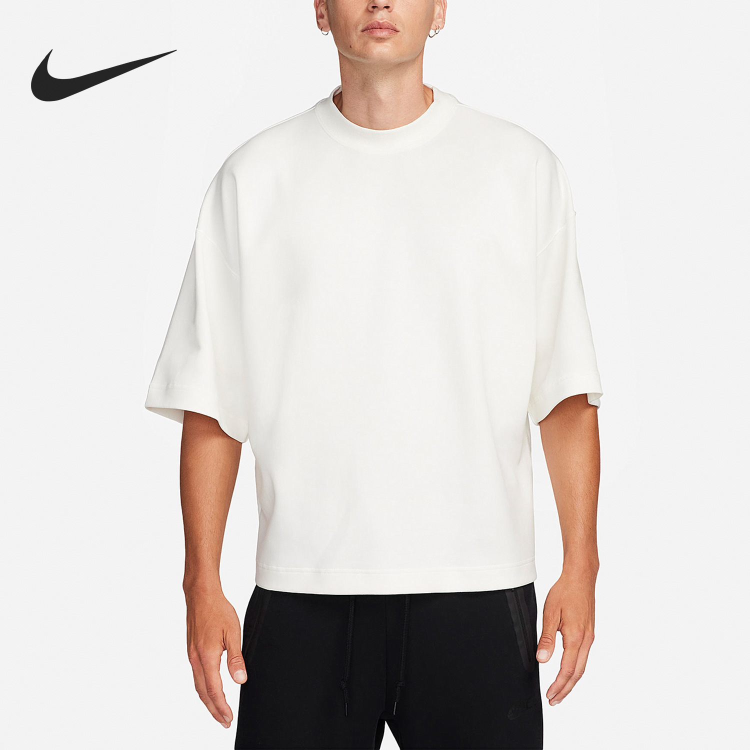 Nike/耐克正品新款男子透气简约宽松休闲圆领短袖T恤FB8166