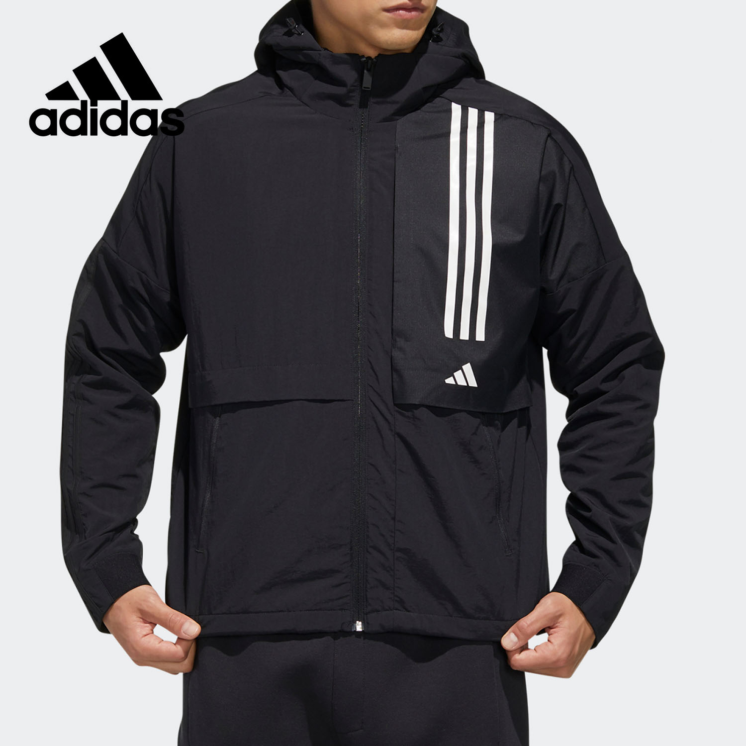 Adidas新款运动外套连帽休闲夹克