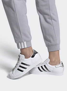 休闲板鞋Adidas/阿迪达斯