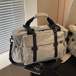 日本甄选短途旅行包女手提大容量运动健身包单肩行李包收纳旅行袋