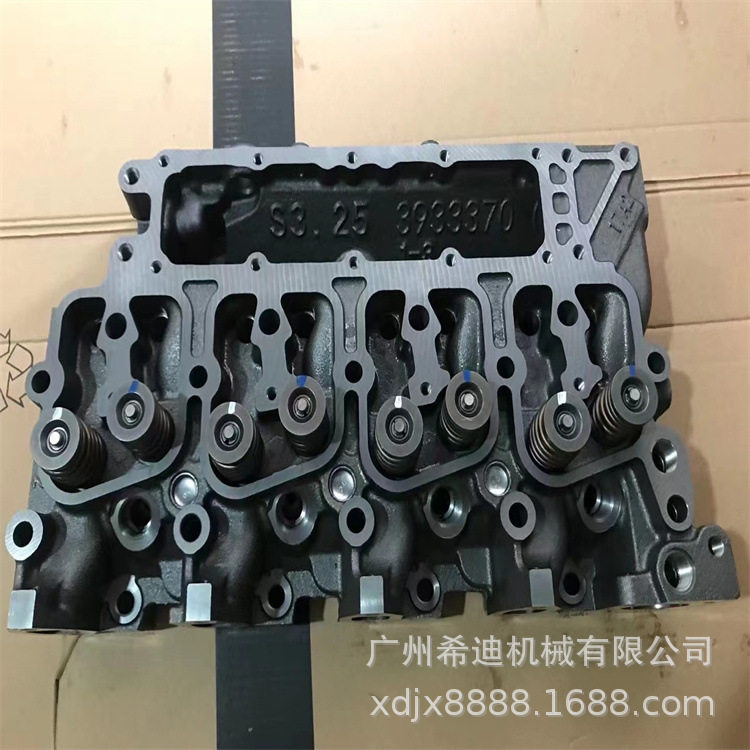 PC100-6 PC110-6 PC120-6 4BT3.9 4D102发动机缸盖总成 挖机配件