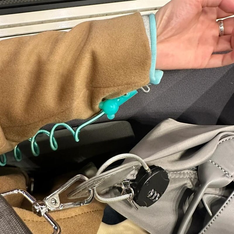 高铁行李箱防盗绳防丢神器外出旅行安全固定手环便携防丢失牵引绳