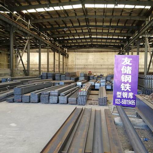 供国应标钢轨Q235轨道钢/3643kg/QU100/QU1204行车铁路用重钢轨轨
