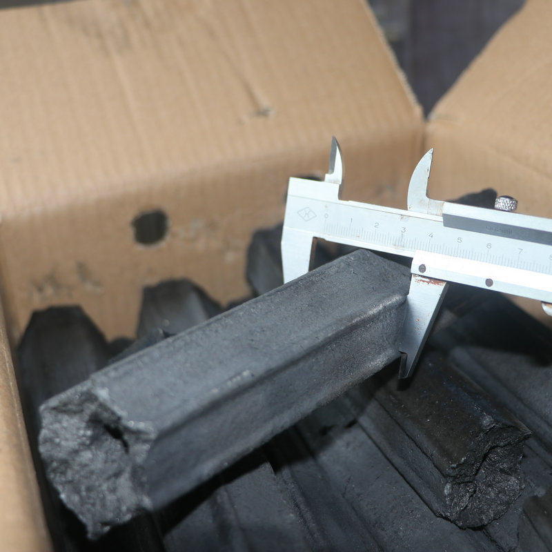 木炭周日新火锅店木碳烤鸭炭y机制木炭取暖碳户外烧烤家用无烟炭,户外/登山/野营/旅行用品,烧烤炭,淘宝优惠券,粉丝福利购,淘宝优惠卷