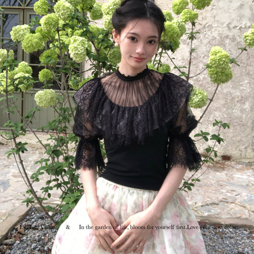 黑蕾丝半袖花边领拼接针织上衣