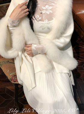 【绛雪】Lili百合乡秋冬氛围感羊毛针织狐狸毛边蝙蝠袖暗扣斗篷