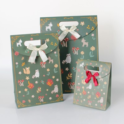 森系礼品袋可爱卡通动物翻盖粘扣袋生日礼物袋糖果零食收纳袋纸袋