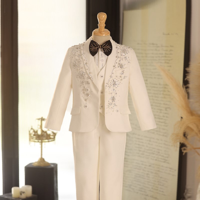 儿童西装套装2024新款男童礼服白色帅气走秀主持人钢琴演出服秋季