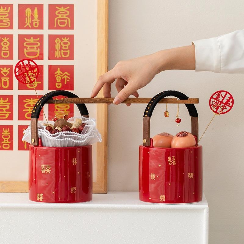子孙桶娘结婚F98JJ7TM一对红色陪嫁出嫁用大品方全陶瓷痰盂家女嫁