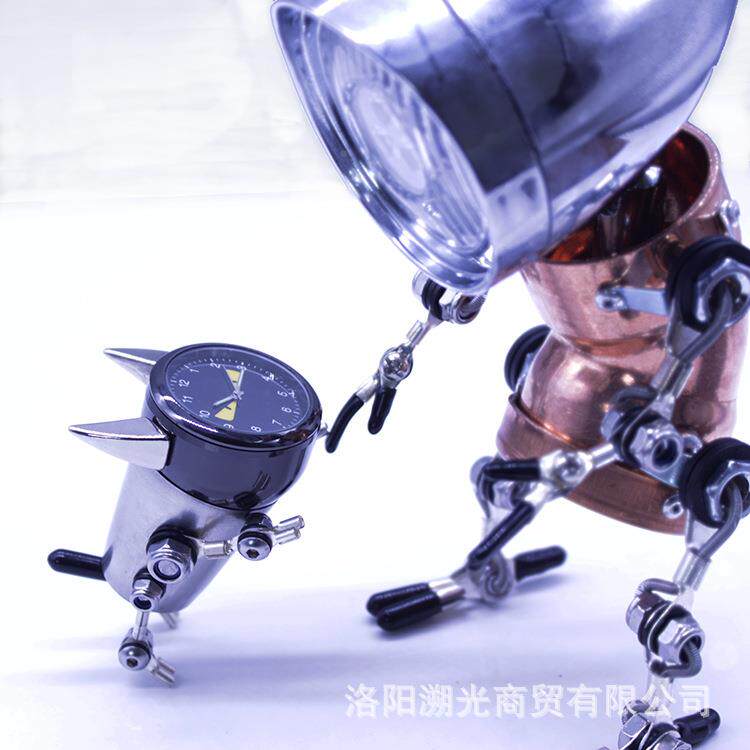 可爱工业汽风机器小金狗小猪钟表摆件属办公EZN书桌车摆件装饰