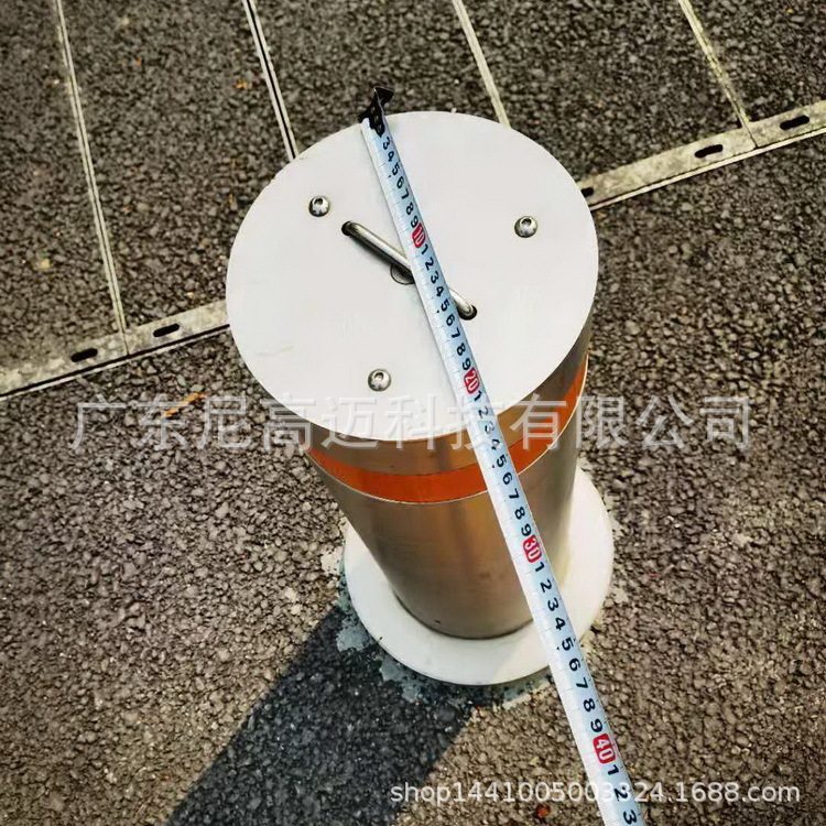 不锈钢手动拆卸防撞路桩