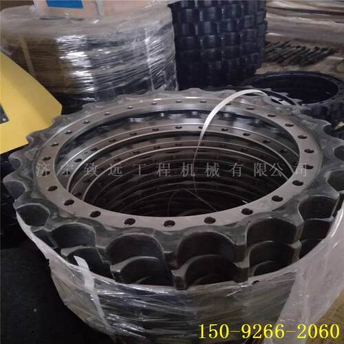 三一挖掘机2履盘SY135/1带55/205/200/2挖掘机旋底15/225/35/245