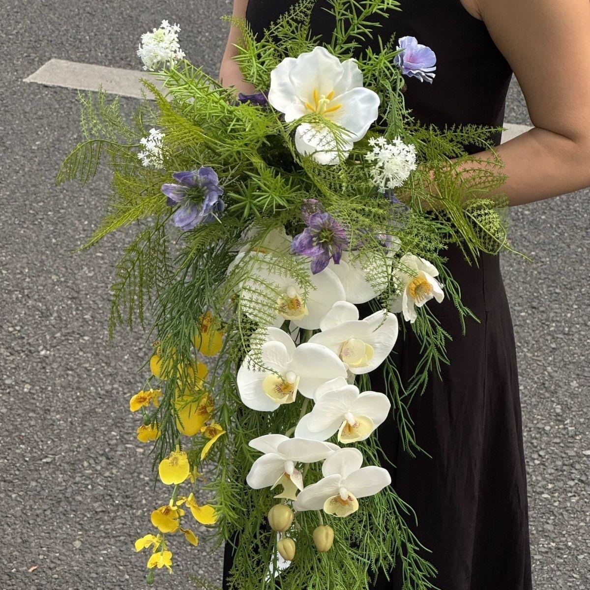 手捧花瀑布垂坠感新娘花束 结婚摄影仿真花绿白假花家居台面装饰