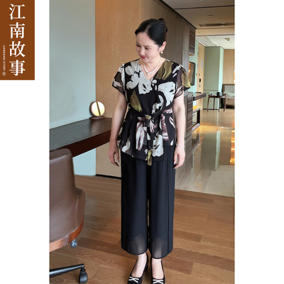 【江南故事】2025新款妈妈装夏季时尚中老年女洋气短袖小衫套装