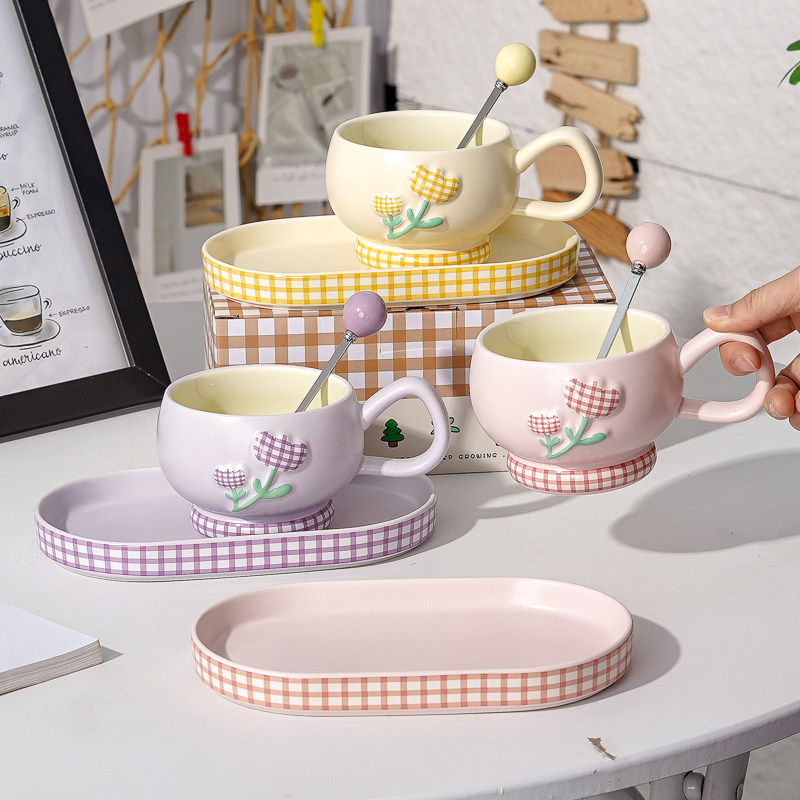 ins 风陶瓷釉下彩带勺马克杯郁金香杯碟套装办公室女生咖啡牛奶杯,餐饮具,马克杯,淘宝优惠券,粉丝福利购,淘宝优惠卷