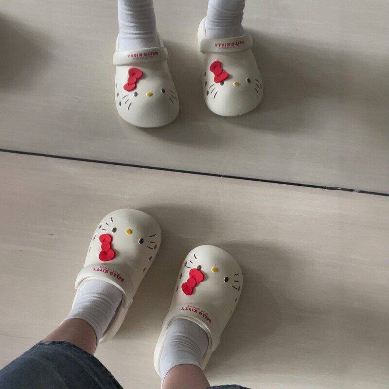 hellokitty洞洞鞋女款外穿厚底2026新款夏季增高舒服不累脚显脚小