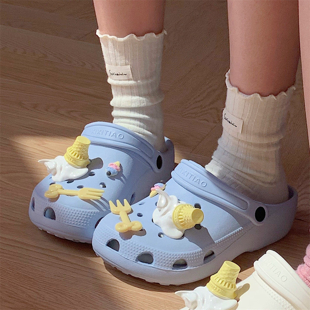 情侣高级感外穿防滑防臭洞洞鞋2026夏季新款创意冰淇淋凉拖鞋男女