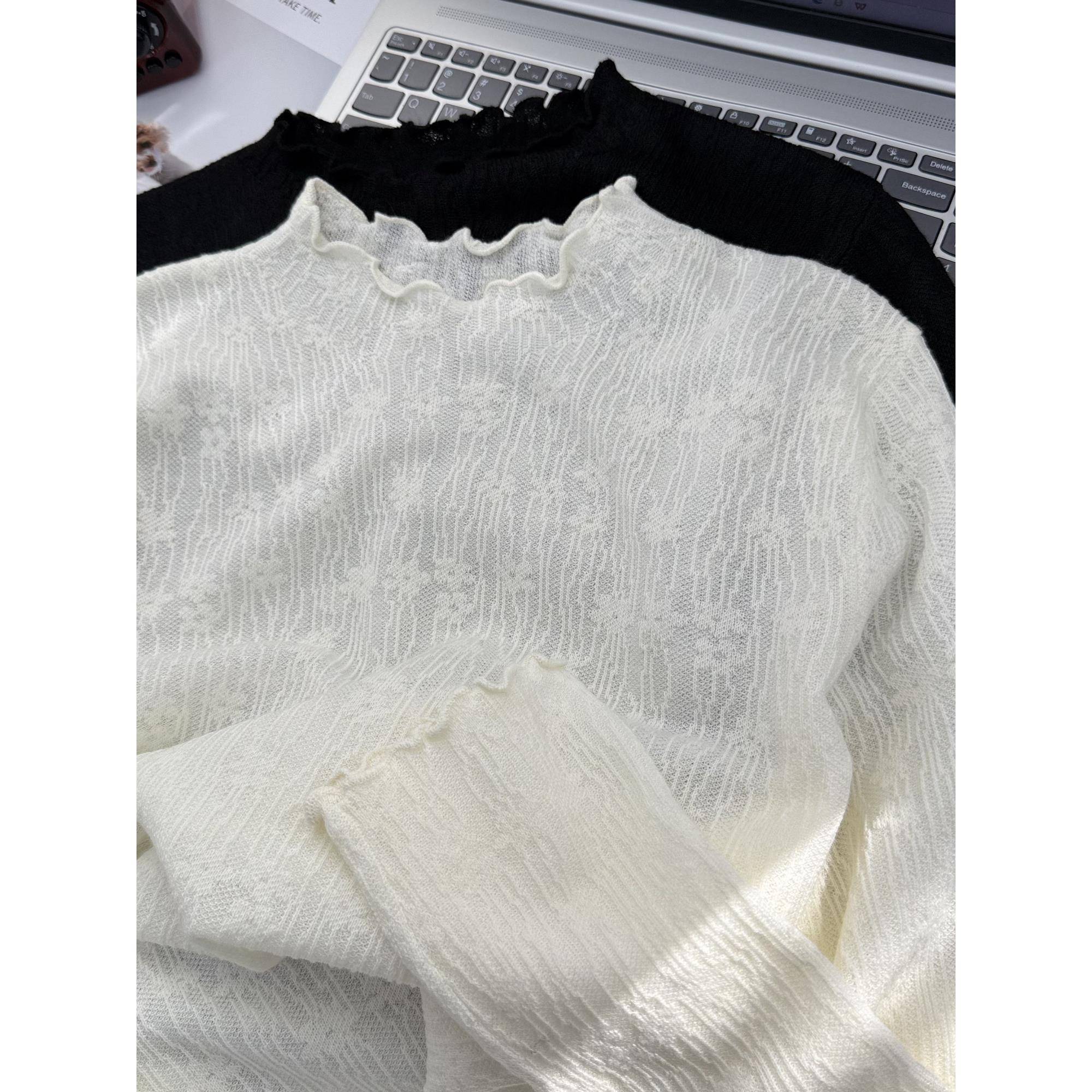 温柔风蕾丝钩花木耳边半高领针织打底衫女秋冬米白色内搭套头上衣