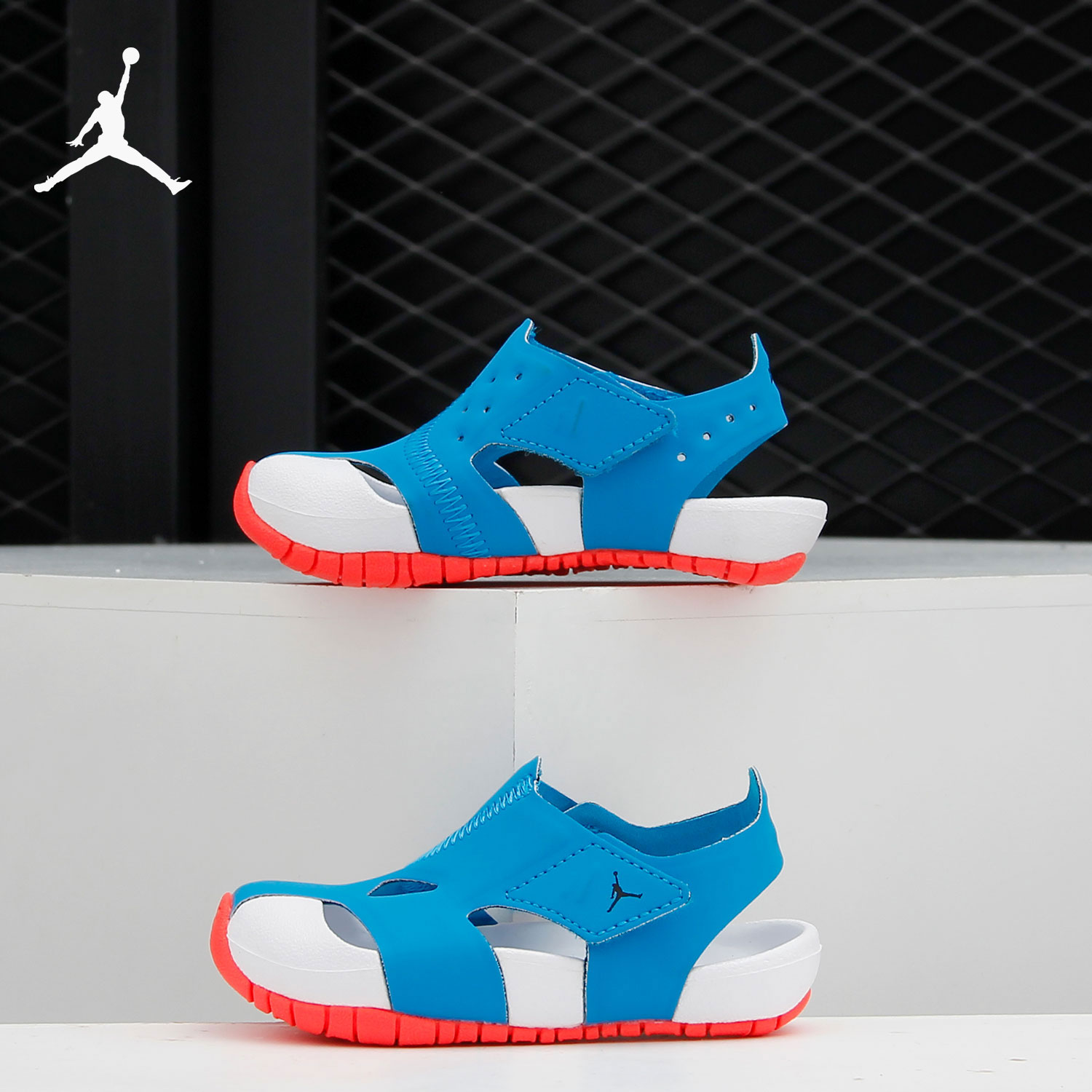Nike/耐克正品 JORDAN 小童鞋头包覆魔术贴运动凉鞋 CZ4173