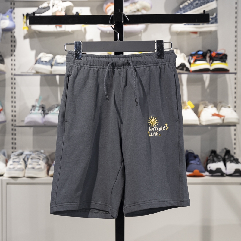 李宁正品运动生活系列男大童简约印花舒适透气运动短裤YKSU057-3