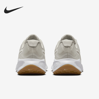 Nike/耐克正品REVOLUTION 7女士透气缓震跑步鞋FB2208-010