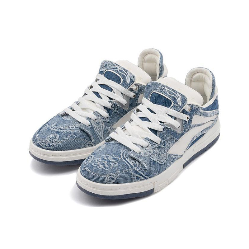 李宁正品惟吾女子经典复古耐磨低帮运动休闲系带板鞋AECR066-2