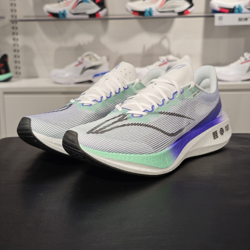 Lining/李宁正品年新款男子减震回弹透气低帮跑步鞋ARMT037-9