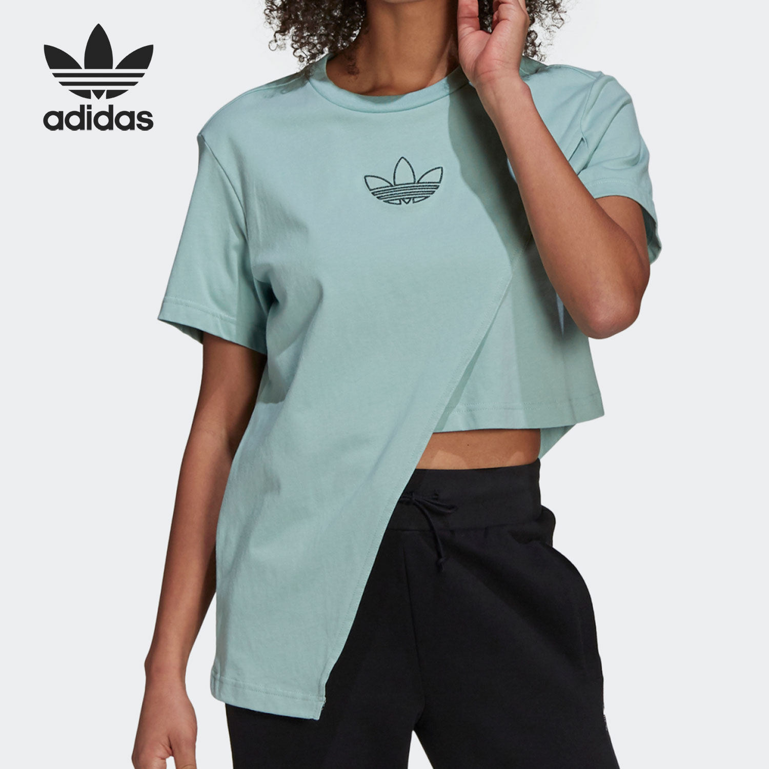 Adidas/阿迪达斯正品三叶草夏季新款女子休闲运动短袖T恤 GN3158